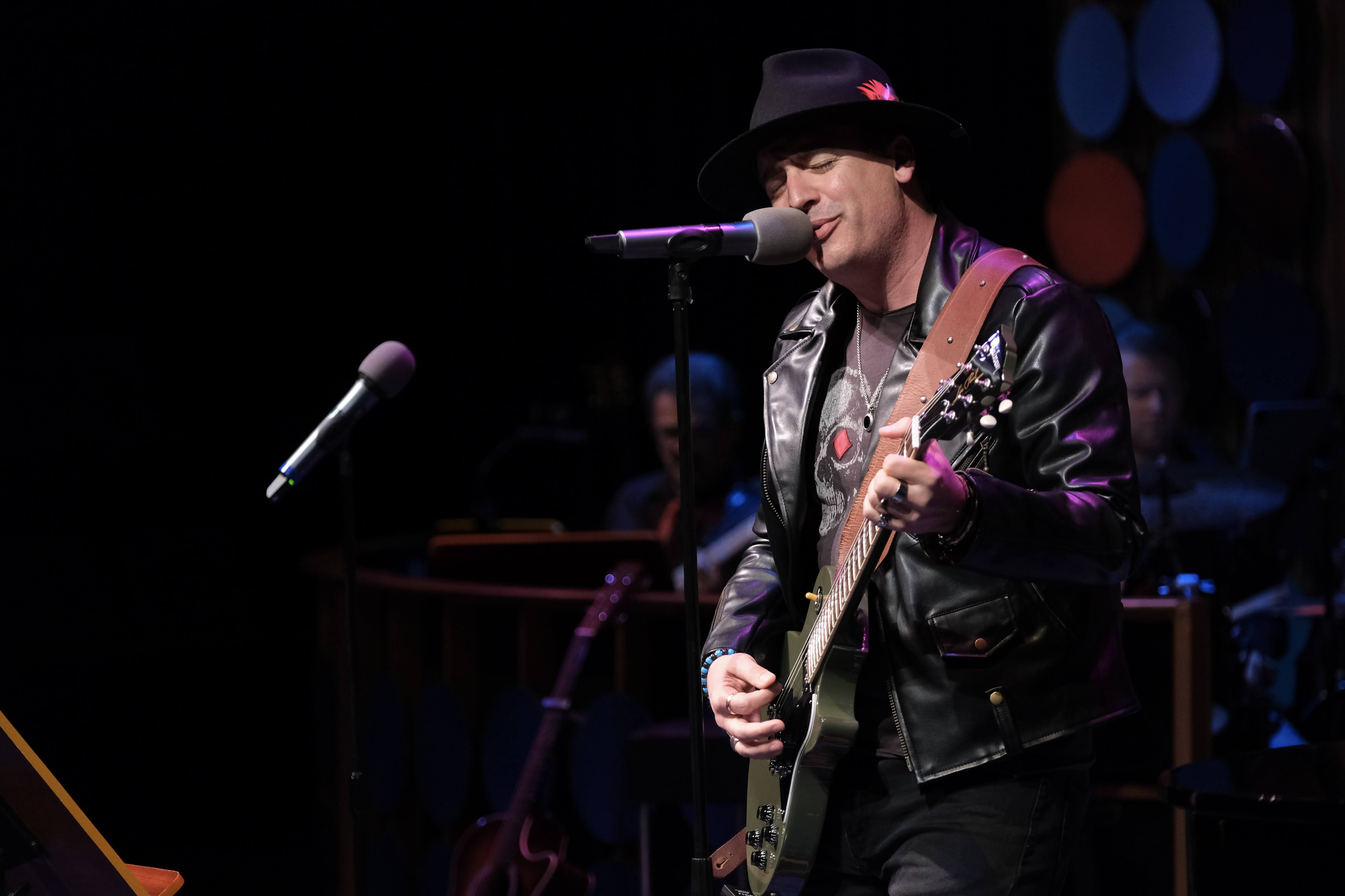 Garry Hall engineering a show